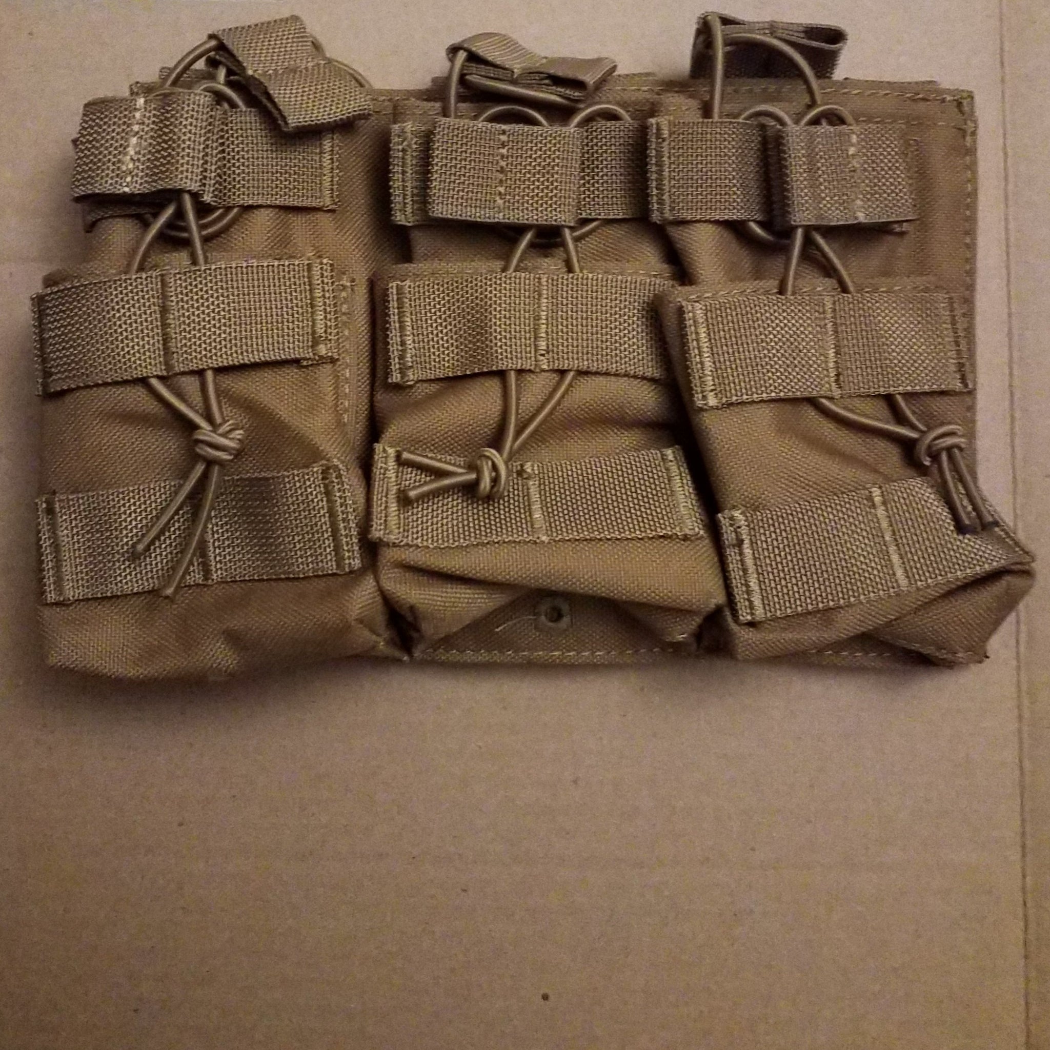 Triple Pouch MOLLE Coyote Tan Pour Chargeurs Fusil, Airsoft équipement Modulaire MFH Neuf